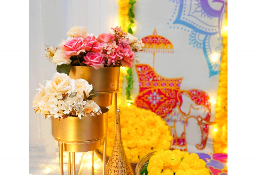 Celebrate Haldi ceremony with the vibrant colours presented in this beautiful theme decor
