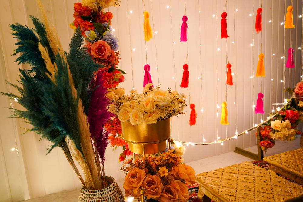 Add beauty to the plain walls of the venue with our Vibrant Mehndi decoration