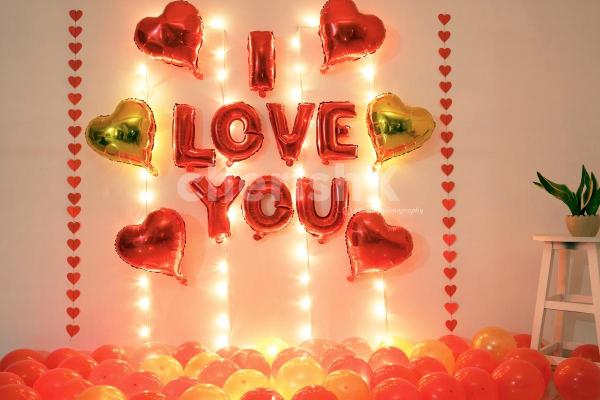 A Romantic Balloon Room Decoration to Surprise Your Partner on Anniversary or Birthday.