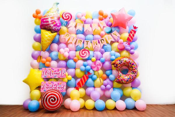 Gift your baby pet a Gorgeous Candy Birthday Decoration Surprise!