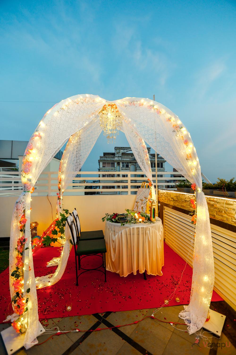 Indulge in a Romantic Candlelight Dinner at Hotel Royal Gm Plaza Jaipur