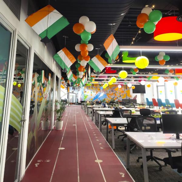 Decorate your office with Independence Day premium decorations Delhi NCR